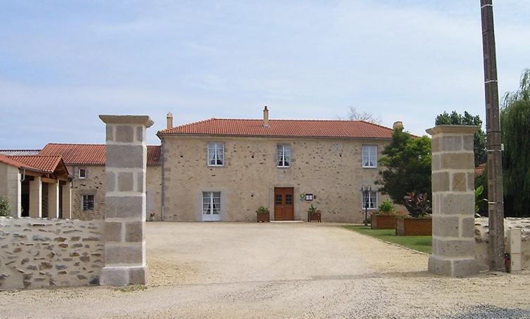 Le Logis Du Chateau Vieillevigne Esterno foto