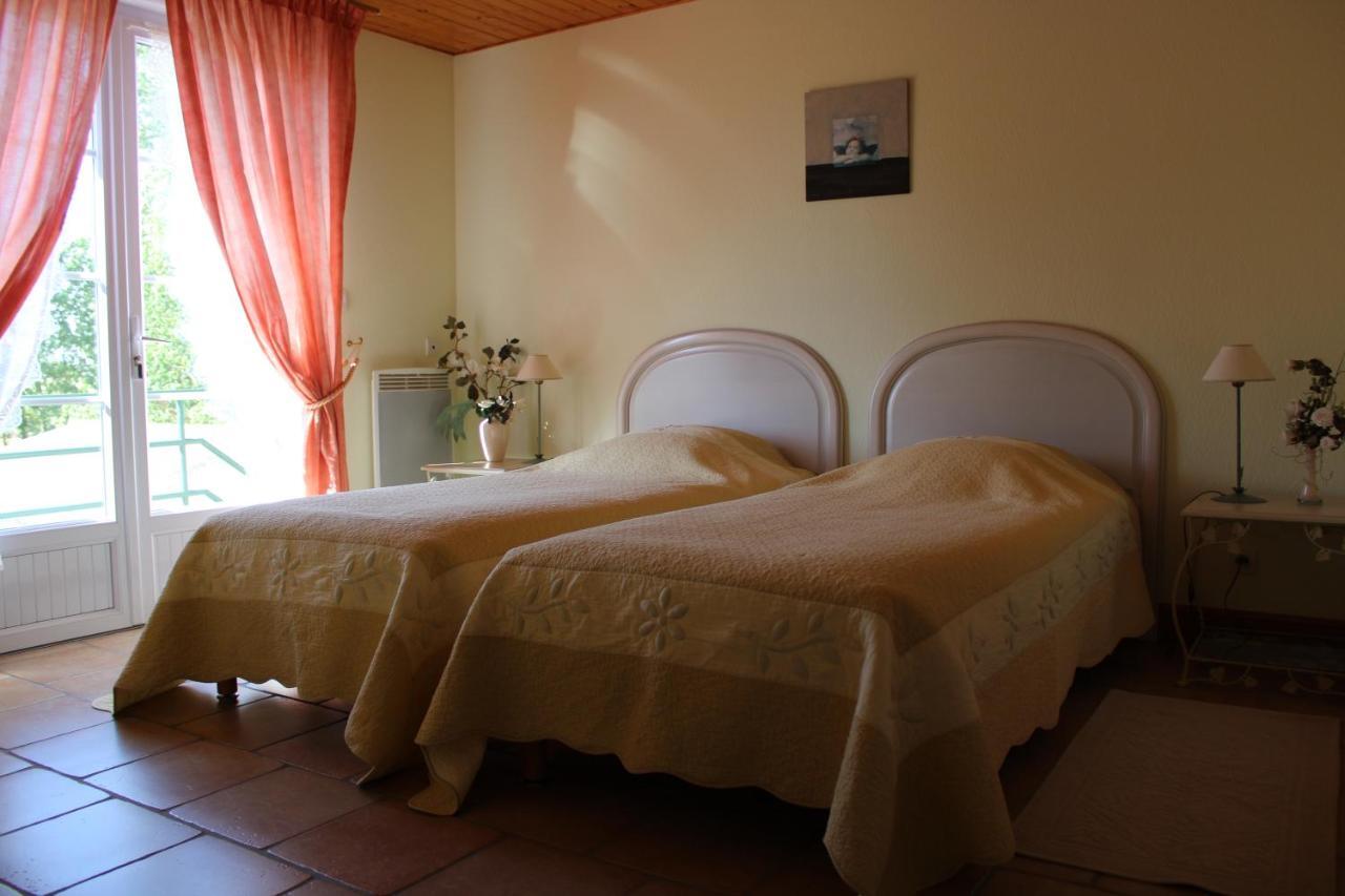Le Logis Du Chateau Vieillevigne Esterno foto
